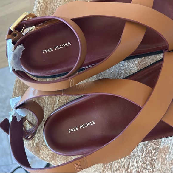 New Free People Anya Criss Cross Leather Toe Ring Sandals - Picture 4 of 5